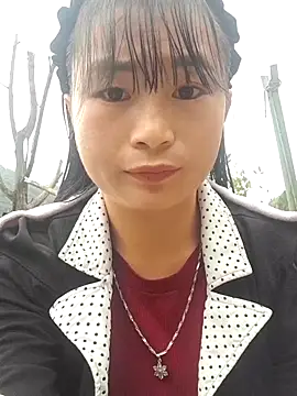 Snapshot of Sunyinn chatting on October 22, 2025, 2:56 am Sunyinn online show from October 22, 2025, 2:56 am