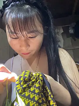 Snapshot of Sunyinn chatting on October 29, 2025, 12:51 pm Sunyinn online show from October 29, 2025, 12:51 pm