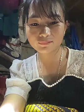 Snapshot of Sunyinn chatting on October 30, 2025, 1:01 pm Sunyinn online show from October 30, 2025, 1:01 pm