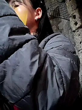 Snapshot of Sunyinn chatting on November 2, 2025, 2:03 am Sunyinn online show from November 2, 2025, 2:03 am