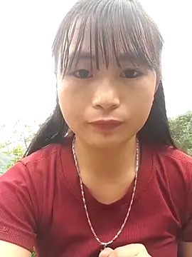 Snapshot of Sunyinn chatting on November 10, 2025, 7:29 am Sunyinn online show from November 10, 2025, 7:29 am