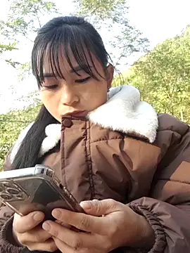 Snapshot of Sunyinn chatting on November 26, 2025, 1:17 am Sunyinn online show from November 26, 2025, 1:17 am