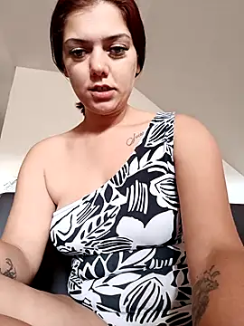 Snapshot of LadyNora chatting on September 9, 2025, 6:46 am LadyNora online show from September 9, 2025, 6:46 am