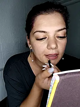 Snapshot of LadyNora chatting on November 5, 2025, 9:09 am LadyNora online show from November 5, 2025, 9:09 am