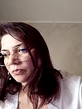 LadyNora online show from May 3, 2026, 4:57 pm