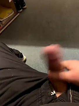 Chriscoki online show from November 1, 2025, 9:22 am