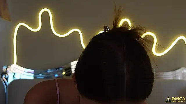 kellypeachcake online show from March 19, 2026, 5:22 am