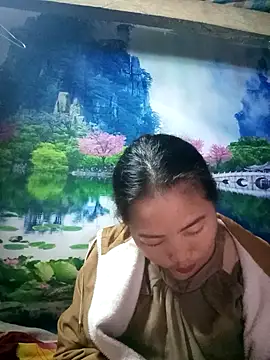 PhamPhung online show from February 7, 2026, 3:43 am