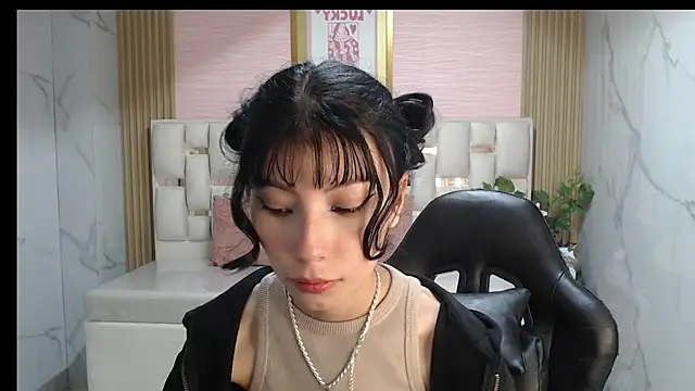 Snapshot of verana_s chatting on October 17, 2025, 3:53 am verana s online show from October 17, 2025, 3:53 am