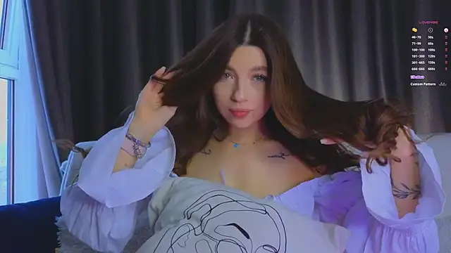 Snapshot of VirginiaHouston chatting on November 12, 2025, 6:25 am VirginiaHouston online show from November 12, 2025, 6:25 am