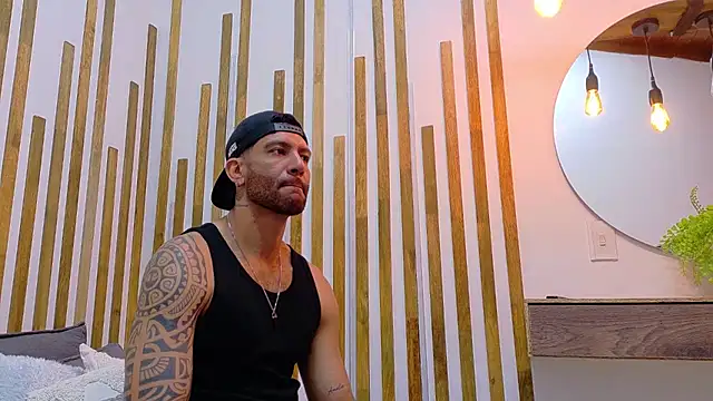 yorbymaxx online show from February 17, 2026, 1:40 pm