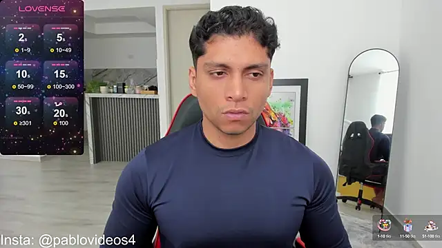 Nicolasmontoya16 online show from September 30, 2025, 6:46 pm