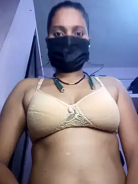 Snapshot of 3USHA chatting on October 2, 2025, 8:32 am 3USHA online show from October 2, 2025, 8:32 am