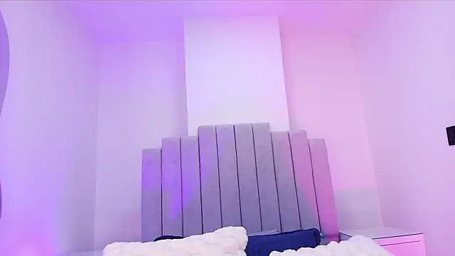 Snapshot of valecastro_ chatting on November 21, 2025, 7:23 pm valecastro online show from November 21, 2025, 7:23 pm