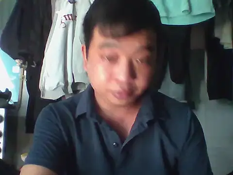 Snapshot of Boy_kuto77 chatting on January 7, 2026, 4:04 am Boy kuto77 online show from January 7, 2026, 4:04 am