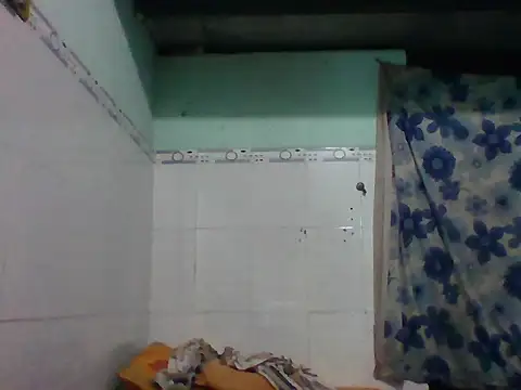 Snapshot of Boy_kuto77 chatting on January 8, 2026, 2:36 am Boy kuto77 online show from January 8, 2026, 2:36 am