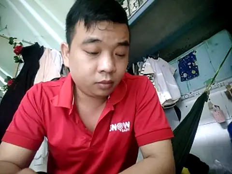 Snapshot of Boy_kuto77 chatting on February 5, 2026, 2:05 am Boy kuto77 online show from February 5, 2026, 2:05 am