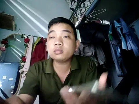 Snapshot of Boy_kuto77 chatting on February 24, 2026, 1:36 am Boy kuto77 online show from February 24, 2026, 1:36 am