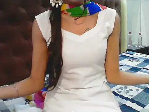 Snapshot of elize__ chatting on September 20, 2025, 9:32 am elize online show from September 20, 2025, 9:32 am