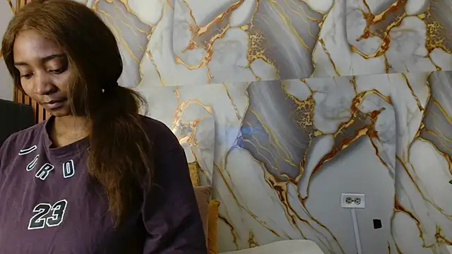AmbarSmit online show from April 30, 2026, 3:02 am