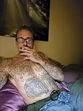 Snapshot of sethdarby chatting on September 9, 2025, 2:44 am sethdarby online show from September 9, 2025, 2:44 am