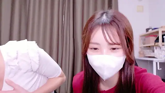 Snapshot of Ema_o0_chan chatting on January 17, 2026, 7:24 am Ema o0 chan online show from January 17, 2026, 7:24 am