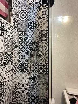 nazz01 online show from February 25, 2026, 4:55 am