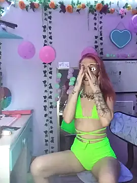 Purple2StayThnxx online show from October 22, 2025, 3:18 am