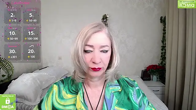 hunters woman online show from April 30, 2026, 6:58 pm
