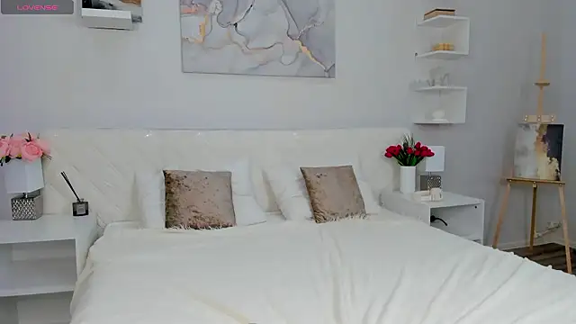 Snapshot of Ameli_Shell chatting on October 9, 2025, 1:03 am Ameli Shell online show from October 9, 2025, 1:03 am