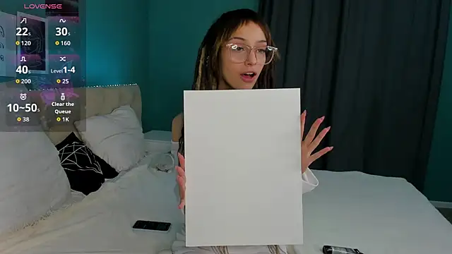 Snapshot of Ameli_Shell chatting on October 21, 2025, 1:06 am Ameli Shell online show from October 21, 2025, 1:06 am