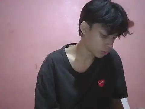 Snapshot of Kyoshi_19 chatting on September 12, 2025, 12:05 pm Kyoshi 19 online show from September 12, 2025, 12:05 pm