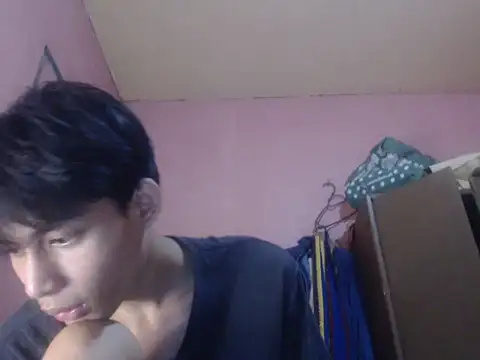 Snapshot of Kyoshi_19 chatting on June 10, 2026, 12:37 pm Kyoshi 19 online show from June 10, 2026, 12:37 pm