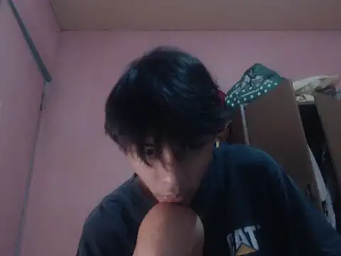 Snapshot of Kyoshi_19 chatting on June 18, 2026, 9:14 am Kyoshi 19 online show from June 18, 2026, 9:14 am