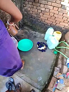 RAYI Queen 3 online show from November 8, 2025, 3:39 am