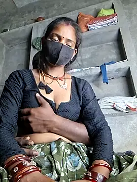 RAYI Queen 3 online show from March 31, 2026, 10:32 pm