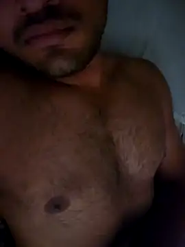 Snapshot of _Danny__ chatting on October 24, 2025, 4:42 am Danny online show from October 24, 2025, 4:42 am