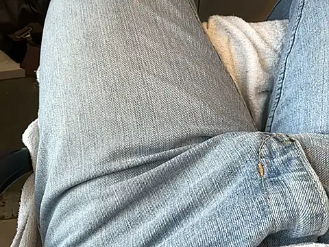 Snapshot of _Danny__ chatting on February 8, 2026, 9:02 am Danny online show from February 8, 2026, 9:02 am