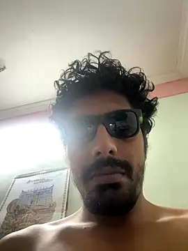 arjuned02 online show from November 15, 2025, 6:37 pm