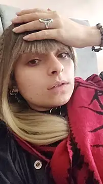 Snapshot of Aurora_blaack chatting on December 1, 2025, 5:12 am Aurora blaack online show from December 1, 2025, 5:12 am