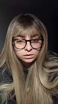 Snapshot of Aurora_blaack chatting on December 17, 2025, 4:18 am Aurora blaack online show from December 17, 2025, 4:18 am