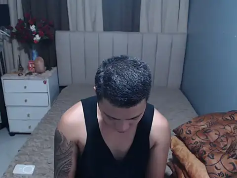 Snapshot of MartinSonCum chatting on September 9, 2025, 1:21 pm MartinSonCum online show from September 9, 2025, 1:21 pm