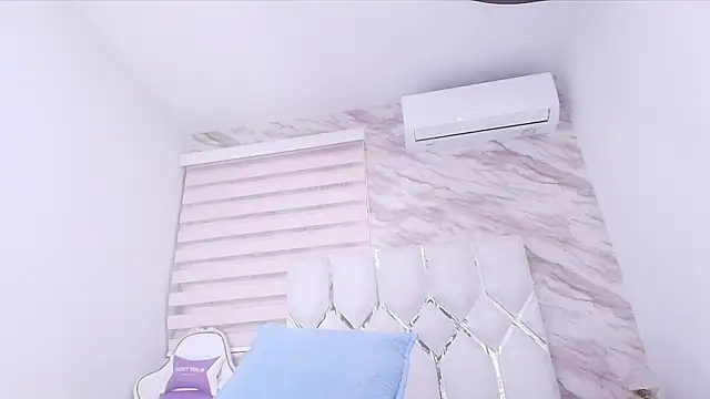 Snapshot of cataleya_ebony_ chatting on August 4, 2026, 3:10 am cataleya ebony online show from August 4, 2026, 3:10 am