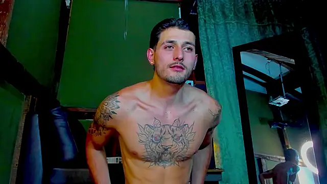 alejo  323   online show from May 1, 2026, 1:10 am