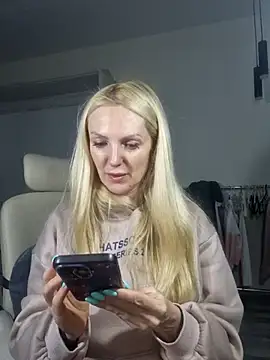 Monna online show from February 5, 2026, 4:00 pm