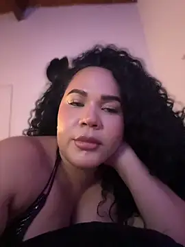 kristal benet online show from June 18, 2026, 6:45 pm
