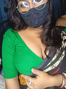 Snapshot of Naughty-Chaaya chatting on June 8, 2026, 5:35 pm Naughty-Chaaya online show from June 8, 2026, 5:35 pm