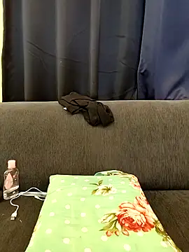 Snapshot of priya_26 chatting on October 7, 2025, 6:32 am priya 26 online show from October 7, 2025, 6:32 am