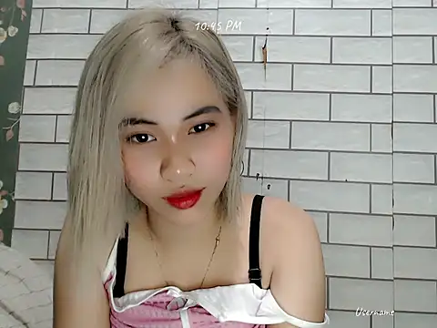 Rainea149 online show from October 3, 2025, 2:47 pm