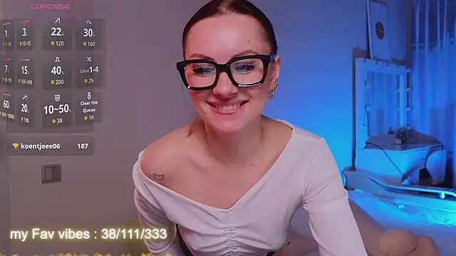 Ginger Jessy  online show from April 28, 2026, 7:46 am